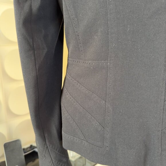 - Elie Tahari Structured Black Blazer Power Dressing Lady Boss Size S    - Z2346 - Picture 10 of 11